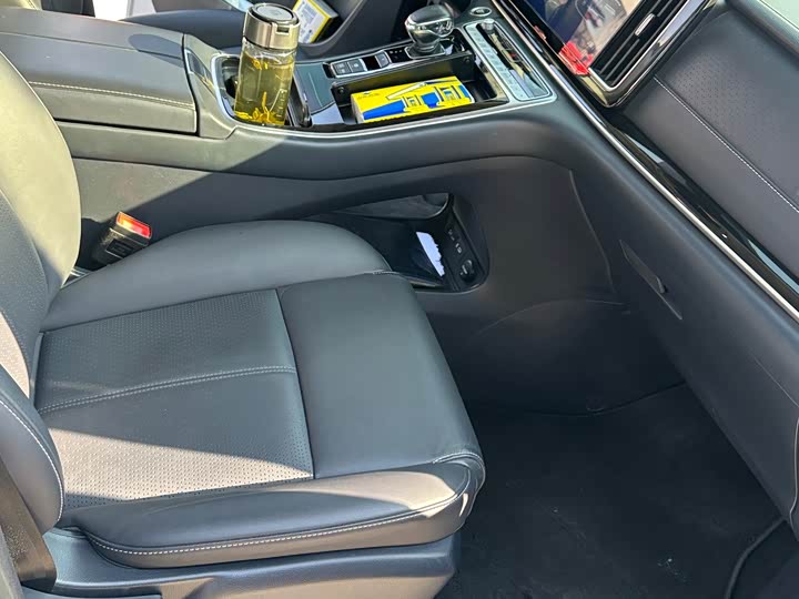 Фото 9 - GAC Trumpchi M8