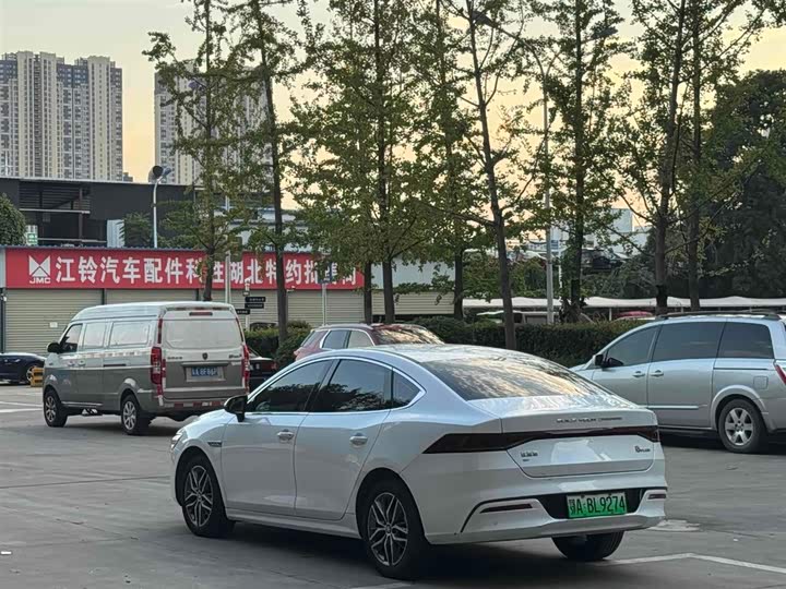 Фото 6 - BYD Qin Plus