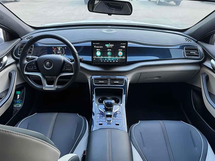 Фото 9 - BYD Qin Plus