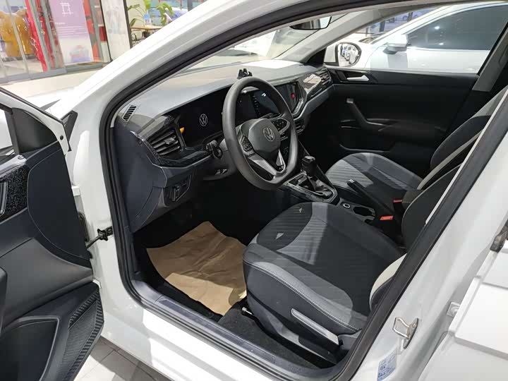 Фото 4 - Volkswagen Lavida