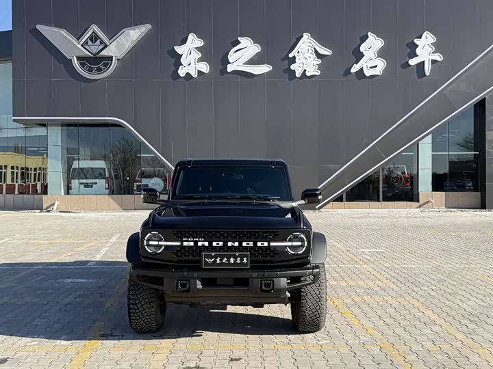 Фото 2 - Ford Bronco