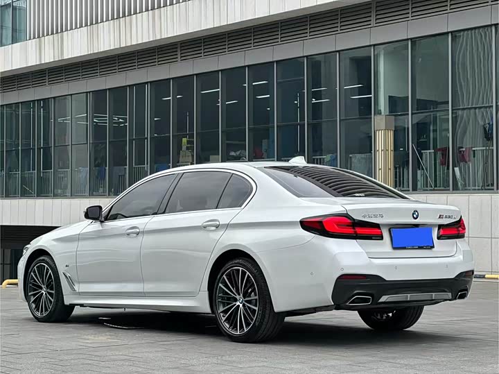 Фото 7 - BMW 5 Series