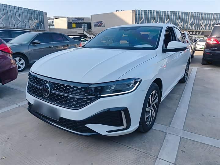 Фото 1 - Volkswagen Lavida