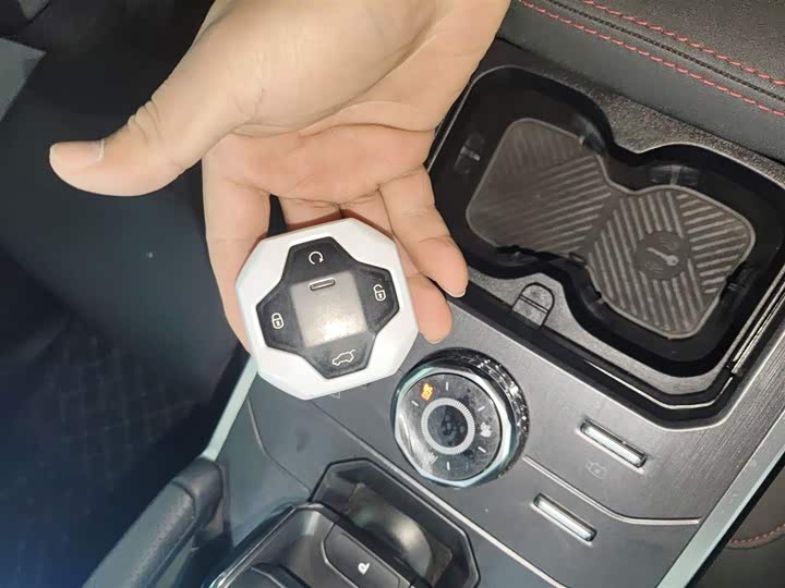 Фото 9 - Jetour T2