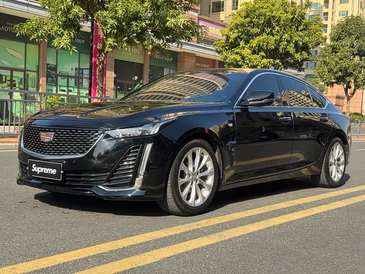 Фото 1 - Cadillac CT5