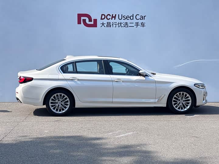 Фото 3 - BMW 5 Series