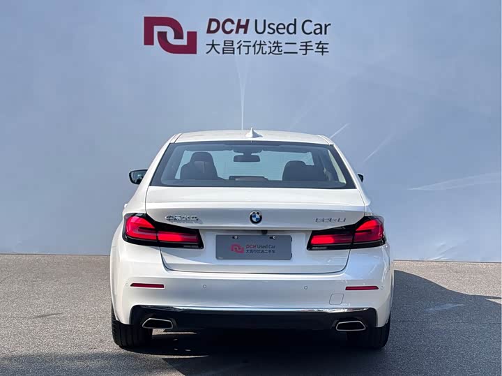 Фото 5 - BMW 5 Series