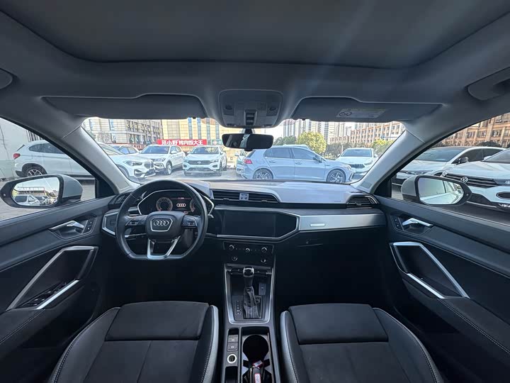 Фото 5 - Audi Q3