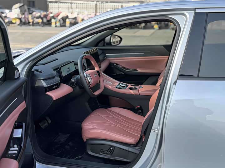 Фото 4 - Geely Galaxy L6