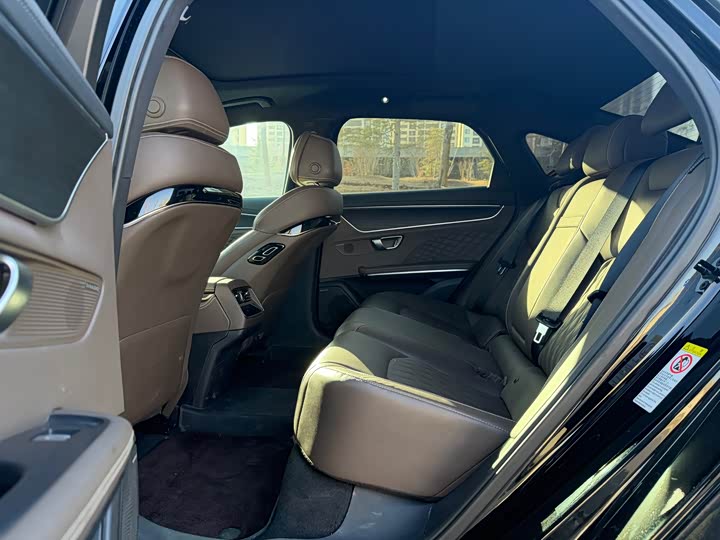 Фото 6 - BYD Han