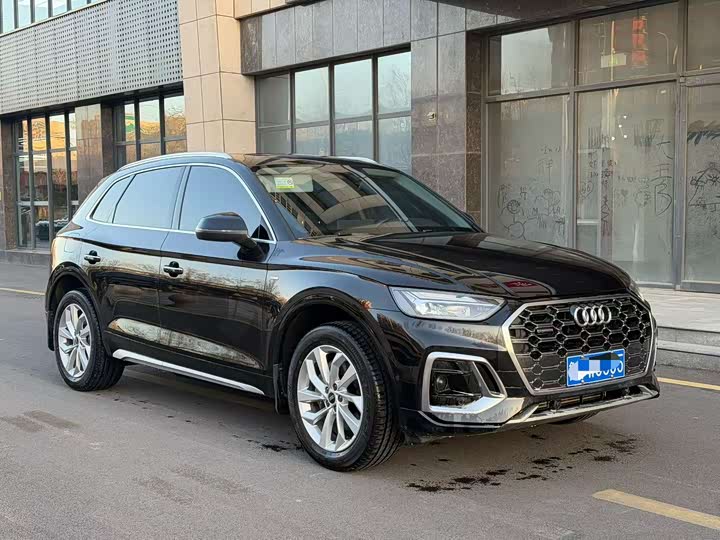 Фото 3 - Audi Q5L