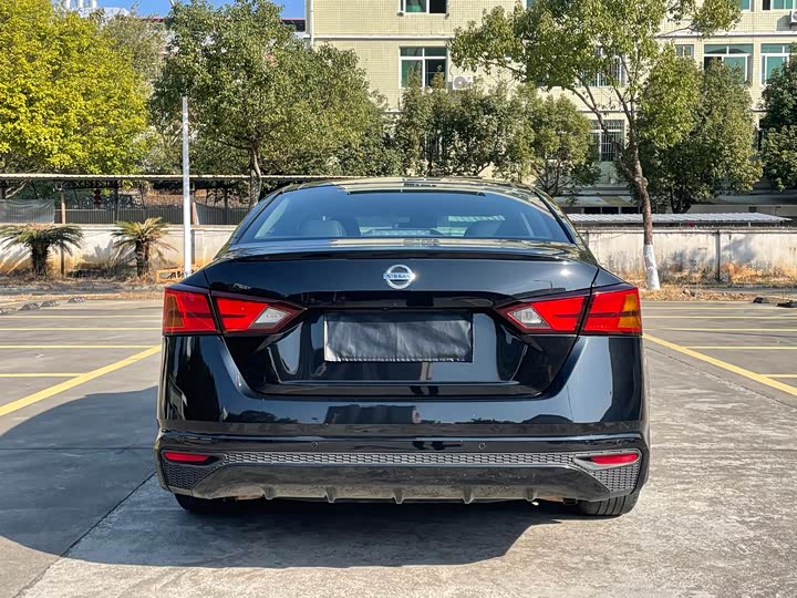 Фото 5 - Nissan Teana