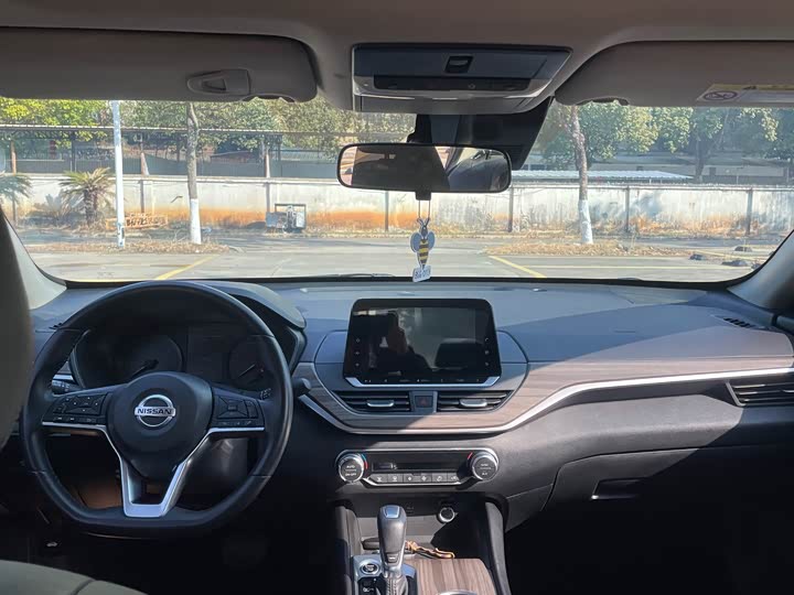 Фото 8 - Nissan Teana