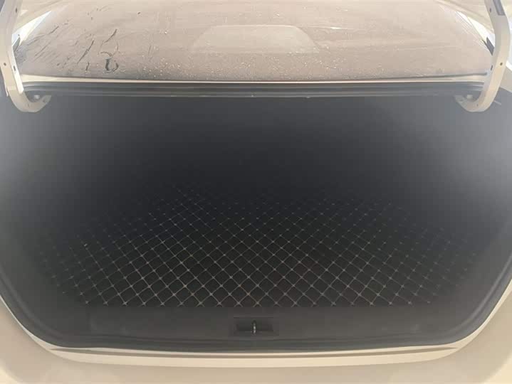 Фото 4 - Nissan Sylphy