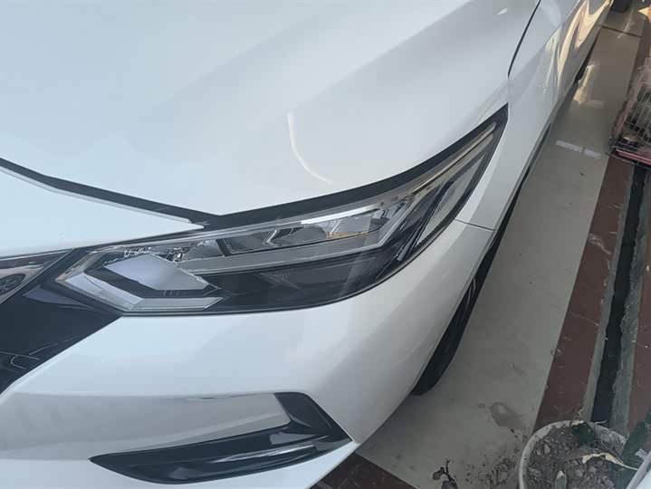 Фото 5 - Nissan Sylphy