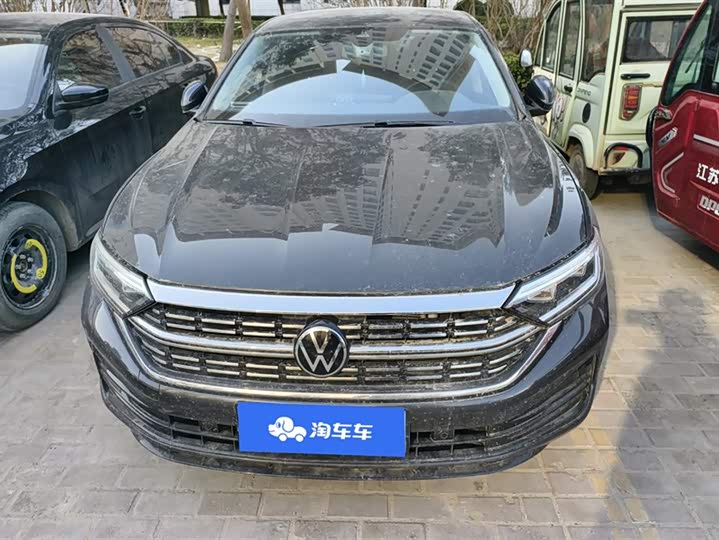 Фото 2 - Volkswagen Sagitar L