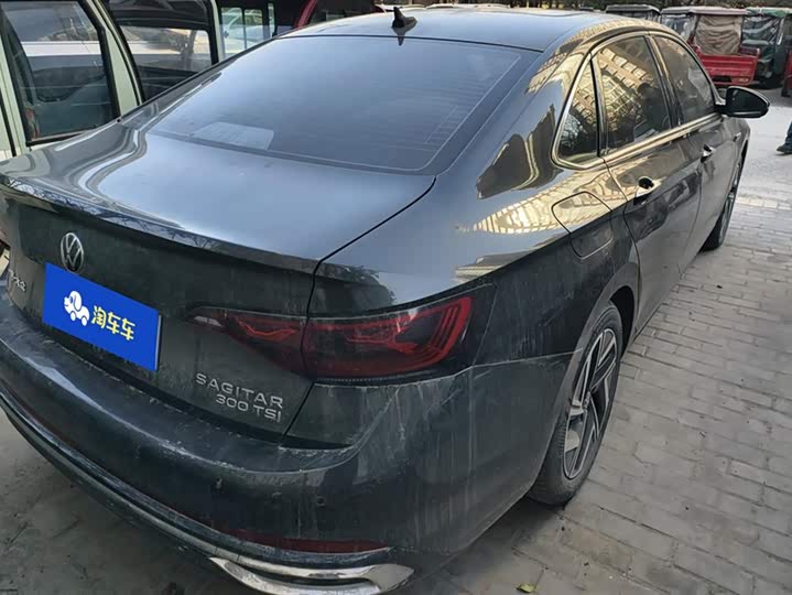 Фото 3 - Volkswagen Sagitar L