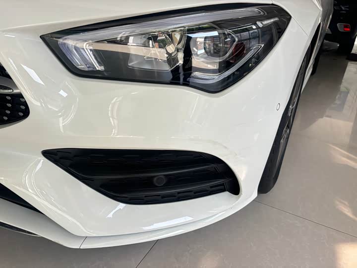 Фото 2 - Mercedes-Benz CLA-Class