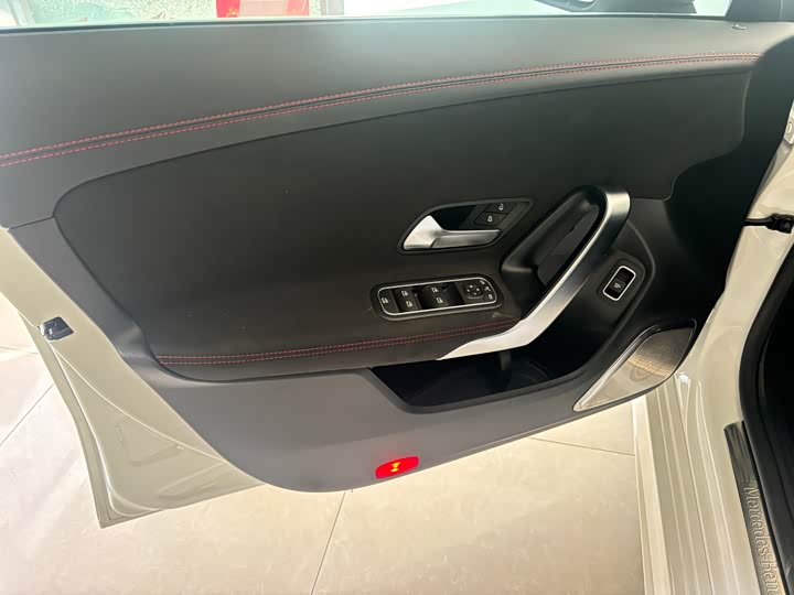 Фото 5 - Mercedes-Benz CLA-Class