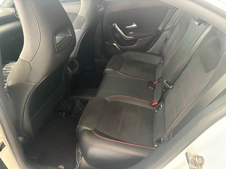 Фото 7 - Mercedes-Benz CLA-Class