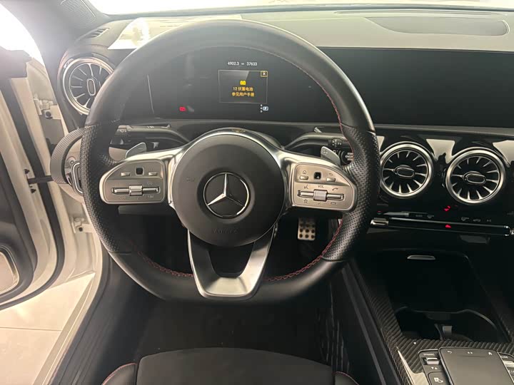 Фото 8 - Mercedes-Benz CLA-Class