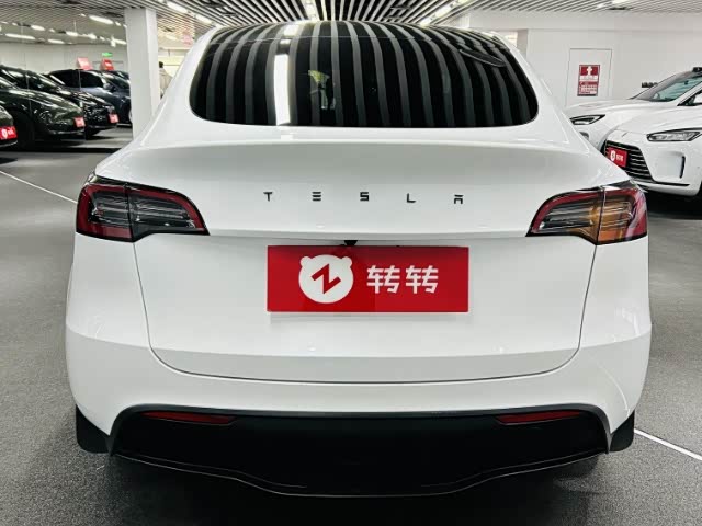 Фото 5 - Tesla Model Y