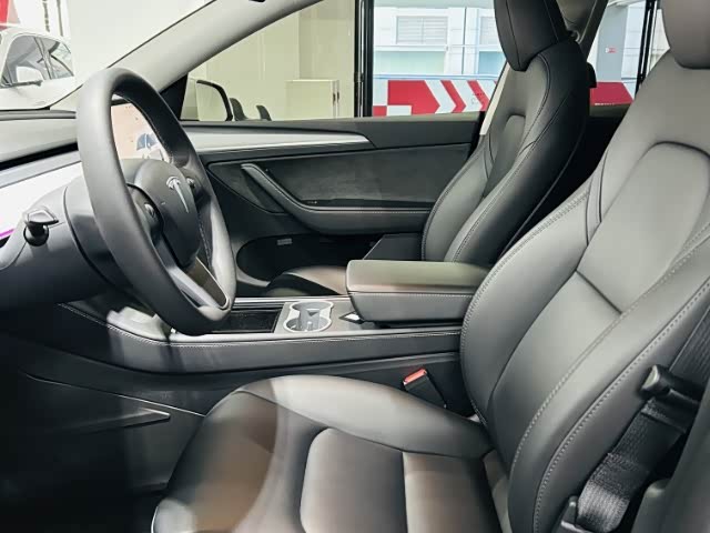 Фото 7 - Tesla Model Y