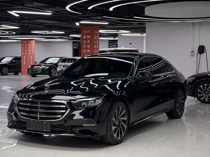 Фото 1 - Mercedes-Benz E-Class