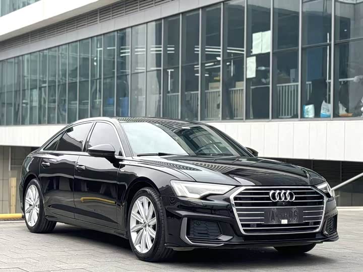 Фото 3 - Audi A6L