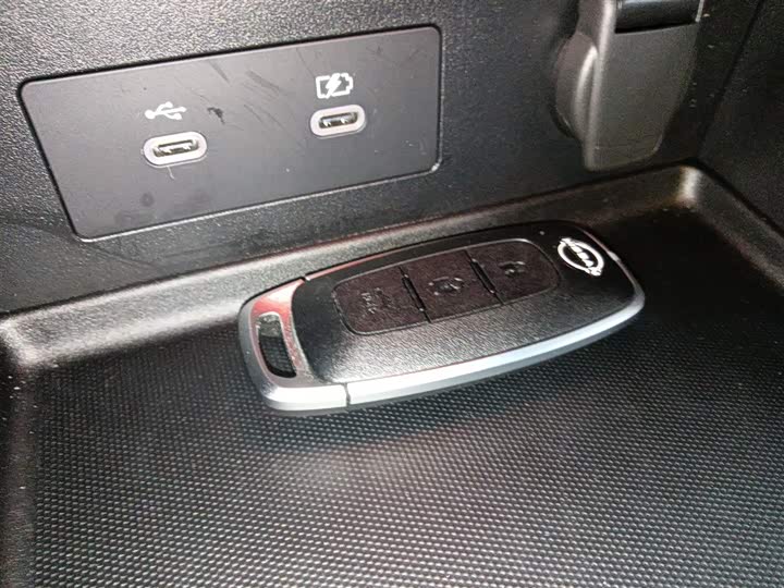 Фото 9 - Nissan Sylphy