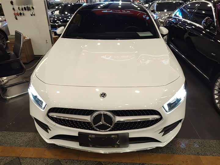 Фото 3 - Mercedes-Benz A-Class