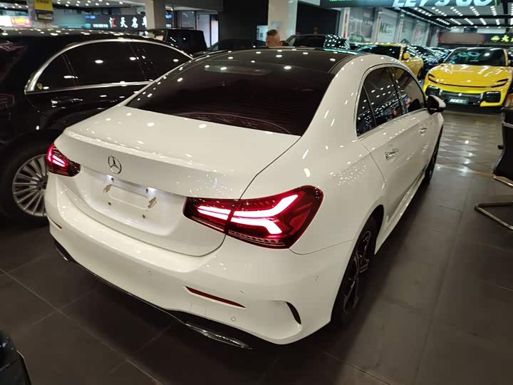 Фото 7 - Mercedes-Benz A-Class