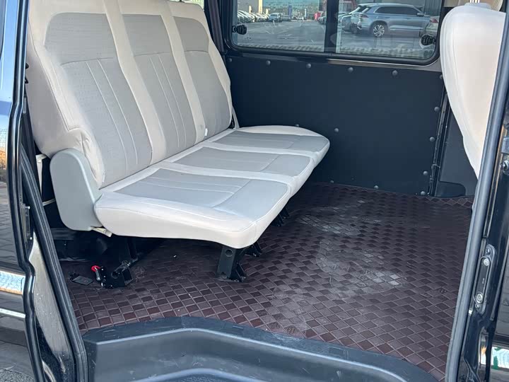 Фото 7 - Dongfeng Forthing Lingzhi M5