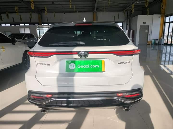 Фото 6 - Toyota Venza