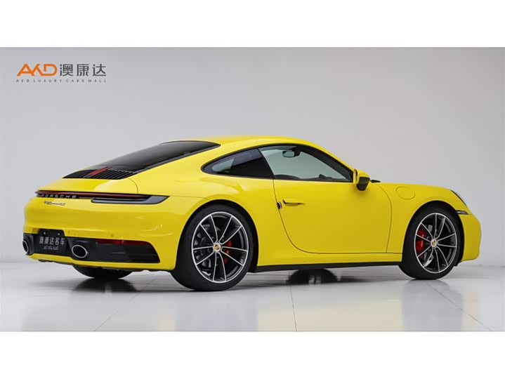 Фото 3 - Porsche 911