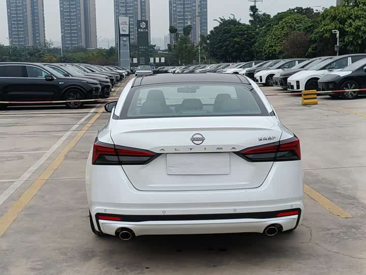 Фото 6 - Nissan Teana