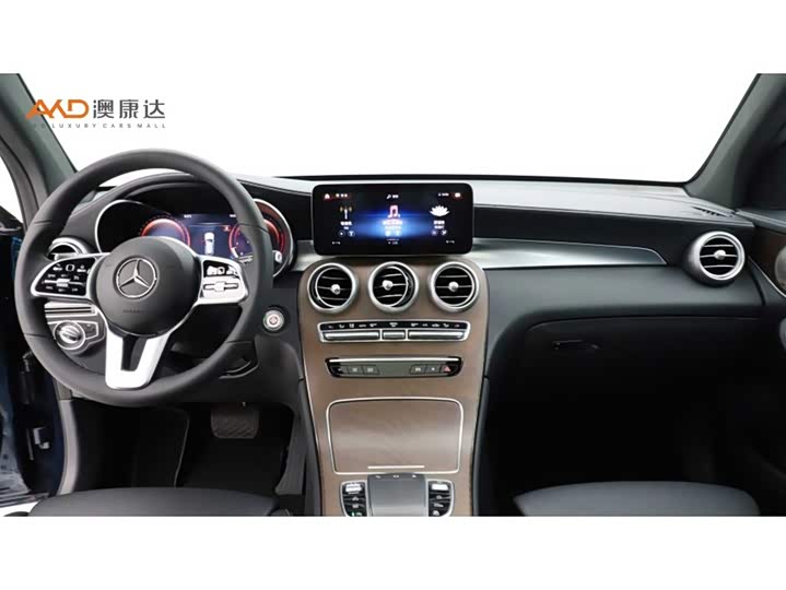 Фото 5 - Mercedes-Benz GLC-Class