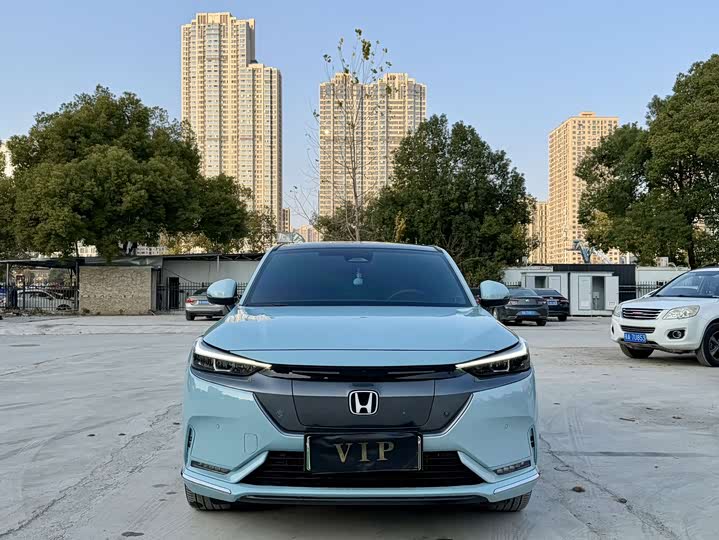 Фото 2 - Honda e:NP1