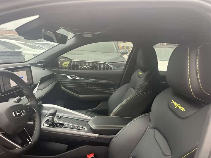 Фото 9 - Geely Preface