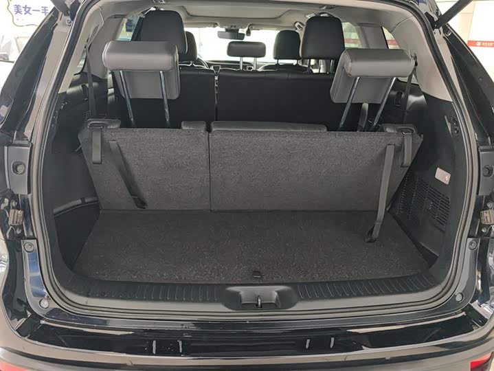 Фото 4 - Toyota Highlander