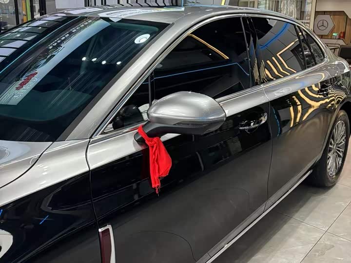 Фото 6 - Hongqi H5