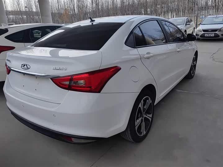 Фото 3 - Chery Arrizo 5