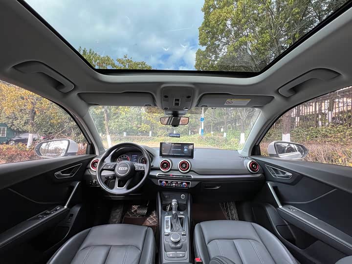 Фото 5 - Audi Q2L