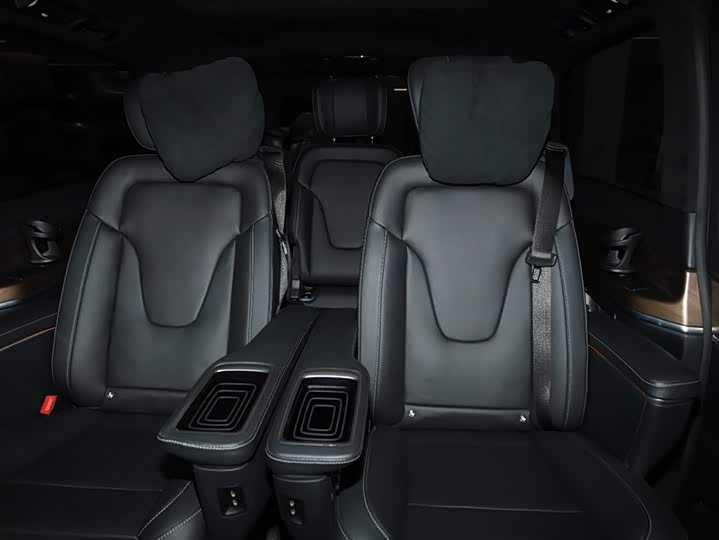 Фото 6 - Mercedes-Benz V-Class