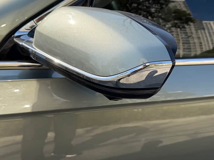 Фото 6 - Geely Preface