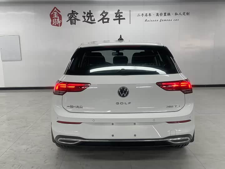 Фото 4 - Volkswagen Golf