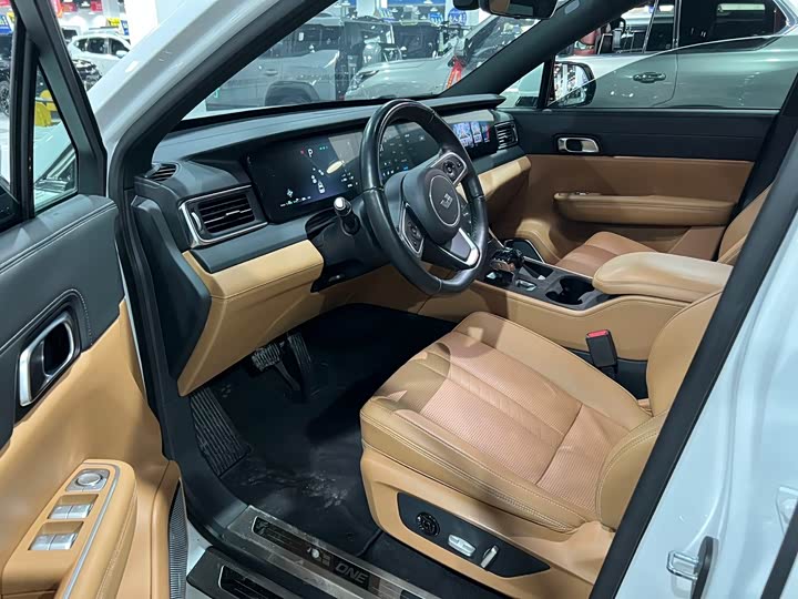 Фото 7 - LiXiang One