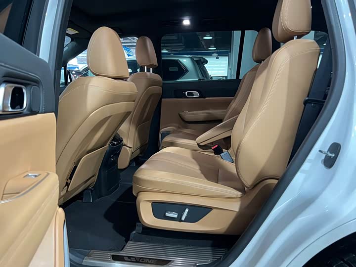 Фото 8 - LiXiang One