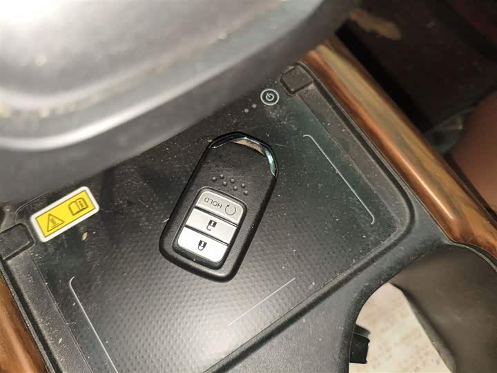 Фото 9 - Honda CR-V