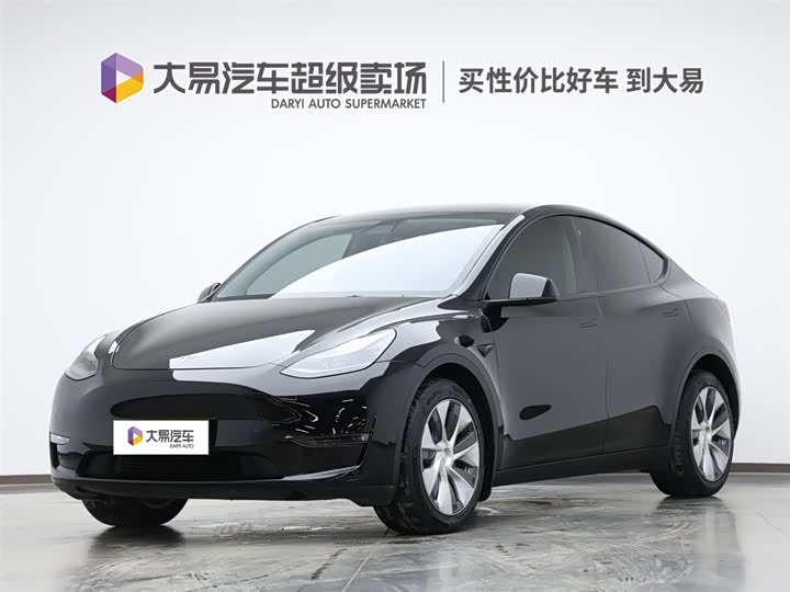 Фото 1 - Tesla Model Y